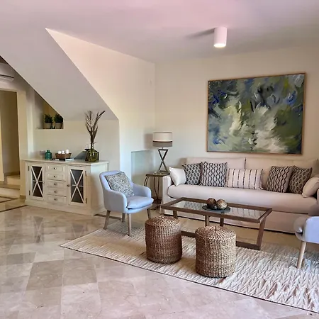Brand New Townhouse Golden Mile Holiday home *