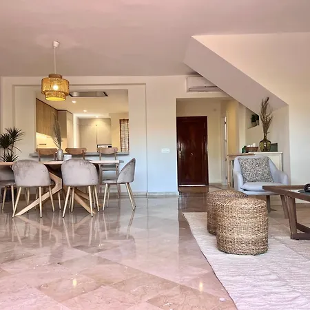 Brand New Townhouse Golden Mile Holiday home